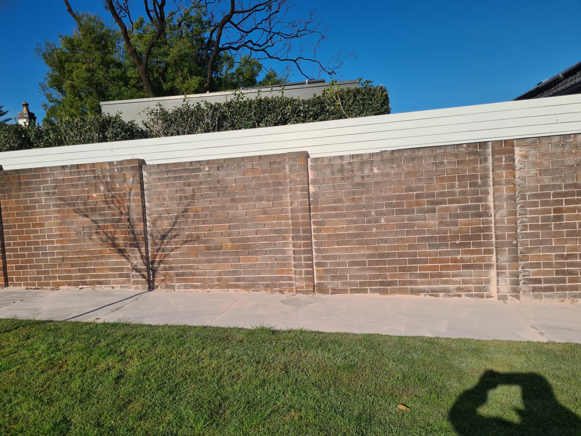 Ageing brick wall with sound bricks and worn mortar